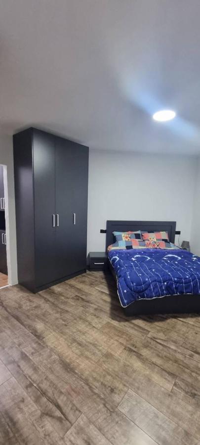#2 Lovely Spacious 1-Bedroom Apart Тирана Екстер'єр фото